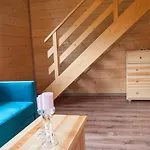 Zagroda Z Bala Z Basenem & Sauna & Balia Z Hydromasazem 샬레