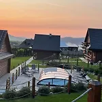 Zagroda Z Bala Z Basenem & Sauna & Balia Z Hydromasazem 샬레