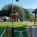 샬레 Zagroda Z Bala Z Basenem & Sauna & Balia Z Hydromasazem *
