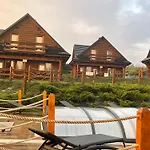 샬레 Zagroda Z Bala Z Basenem & Sauna & Balia Z Hydromasazem *