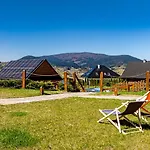 Zagroda Z Bala Z Basenem & Sauna & Balia Z Hydromasazem 샬레 *