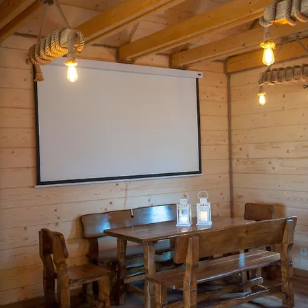 Zagroda Z Bala Z Basenem & Sauna & Balia Z Hydromasazem Chalet *