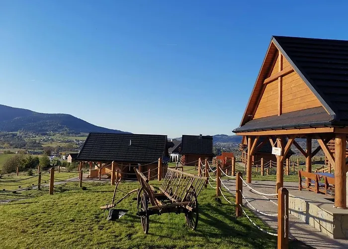 בקתה Zagroda Z Bala Z Basenem & Sauna & Balia Z Hydromasazem Slopnice