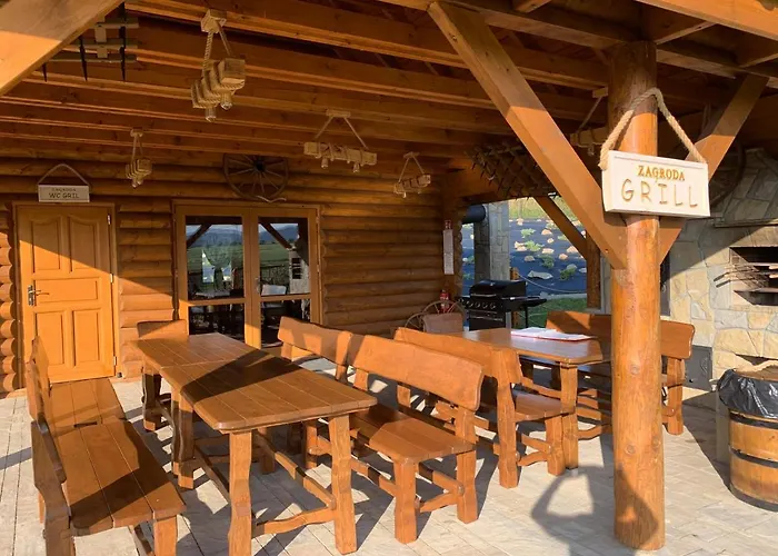 בקתה Zagroda Z Bala Z Basenem & Sauna & Balia Z Hydromasazem *