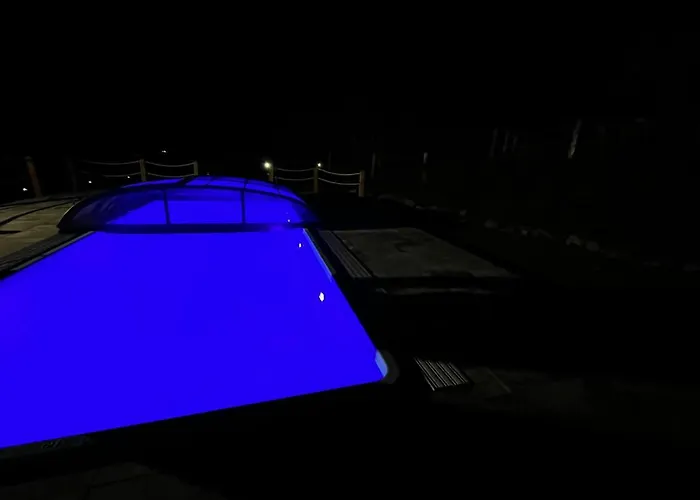 בקתה Zagroda Z Bala Z Basenem & Sauna & Balia Z Hydromasazem *