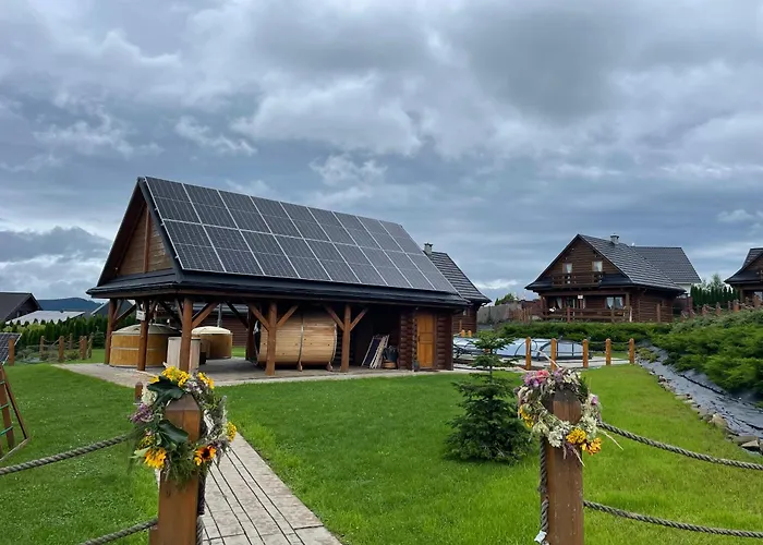 Zagroda Z Bala Z Basenem & Sauna & Balia Z Hydromasazem בקתה *