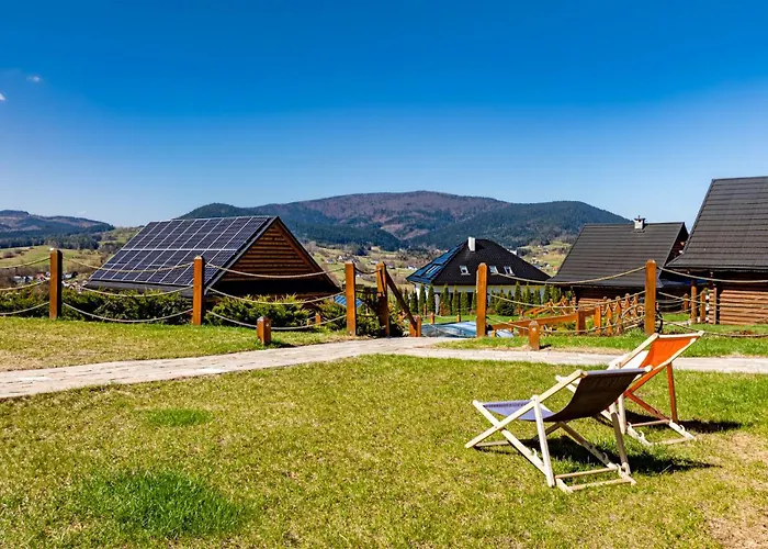 Zagroda Z Bala Z Basenem & Sauna & Balia Z Hydromasazem בקתה *