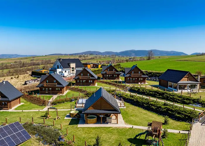 Zagroda Z Bala Z Basenem & Sauna & Balia Z Hydromasazem בקתה Slopnice